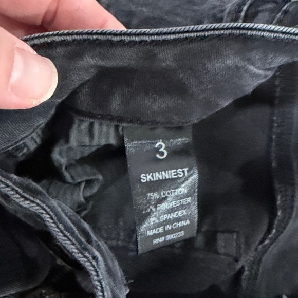 Bullhead Women's Charcoal Skinny Jeans - Picture 3 of 4